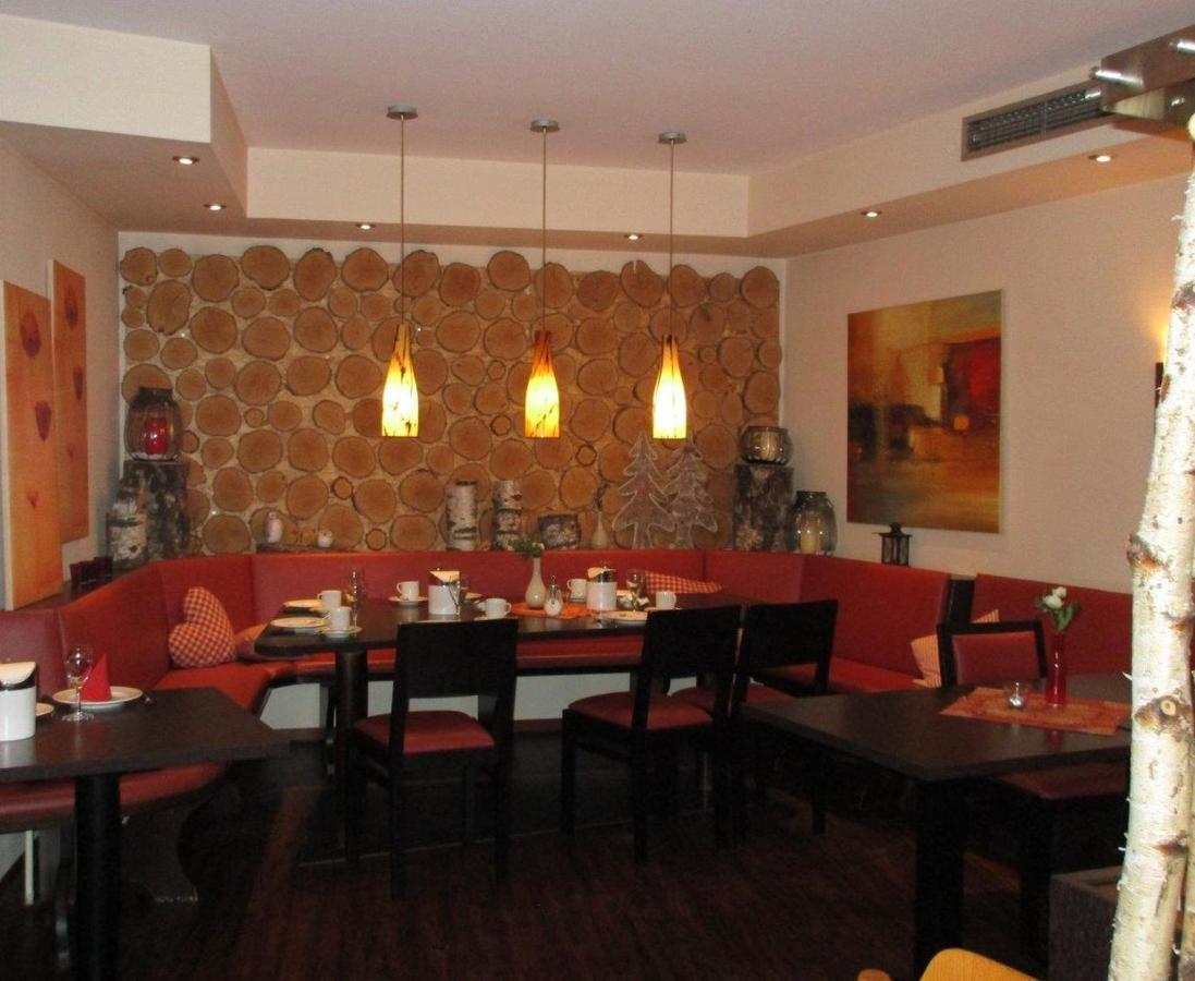Hotel Garni Cafe Raepple บาด ปีเตอร์สตัล กรีสบาค ภายนอก รูปภาพ