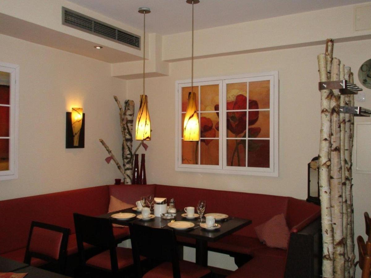 Hotel Garni Cafe Raepple บาด ปีเตอร์สตัล กรีสบาค ภายนอก รูปภาพ